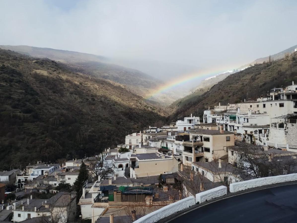 Casa Los Trillizos Pampaneira Exteriér fotografie